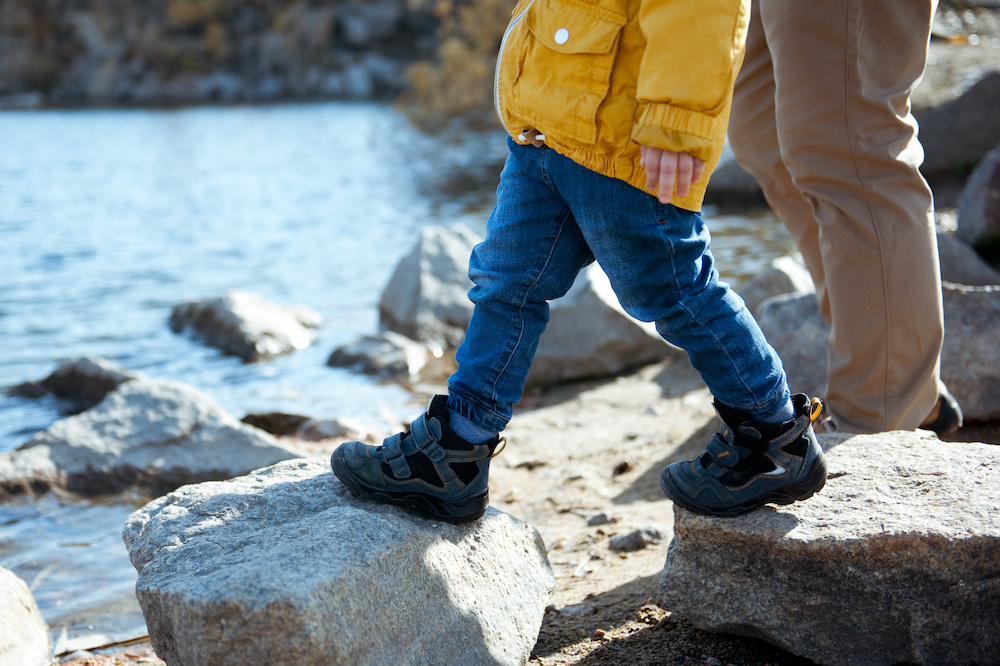 best hiking shoes for kids